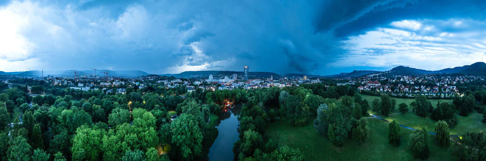 Jena Fotografie bei Gewitter im Sommer über dem Paradiespark