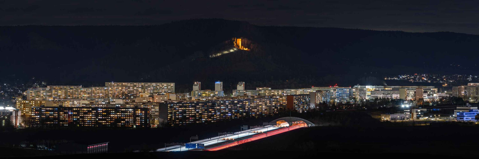 Jena Panorama Bild bei Nacht von Autobahnbrücke Jena